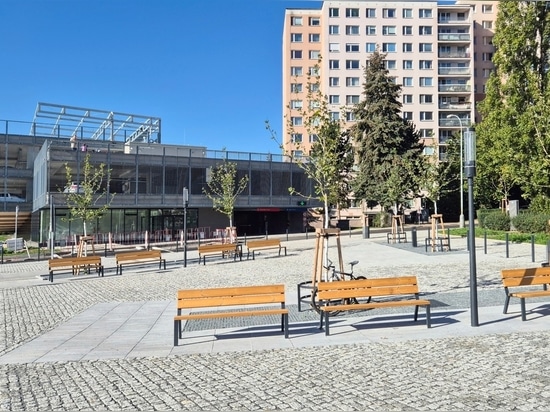 Prag – Neues Parkhaus Dědina
