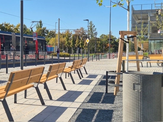Prag – Neues Parkhaus Dědina