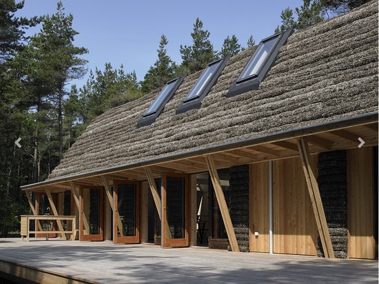 DAS MODERNE MEERESPFLANZE-HAUS DURCH TEGNESTUEN VANDKUNSTEN